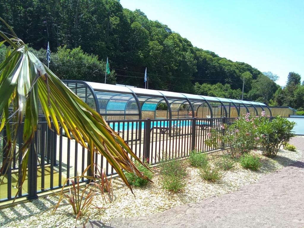Camping Les Couesnons Roz-sur-Couesnon Exterior foto