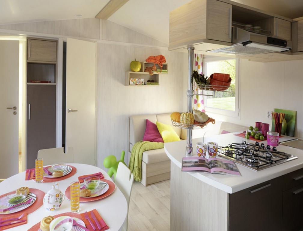 Camping Les Couesnons Roz-sur-Couesnon Exterior foto